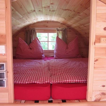 Schlaffass-Camping Gutshof Donauried Günzburg Exteriör bild